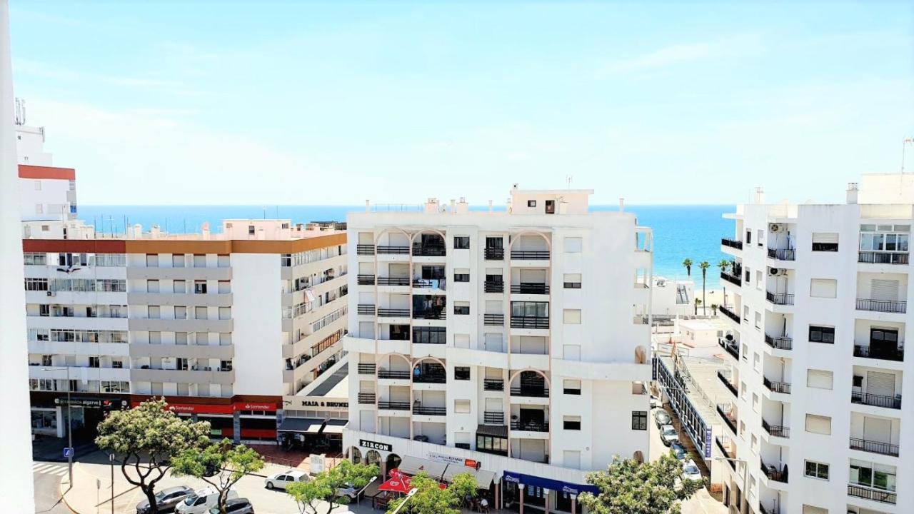 Quarteira Beach Vacation: 2Br Steps To The Sand Exterior photo